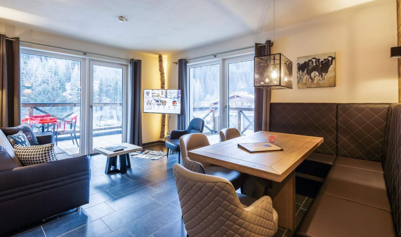Avenida Mountain Aparthotel 4*