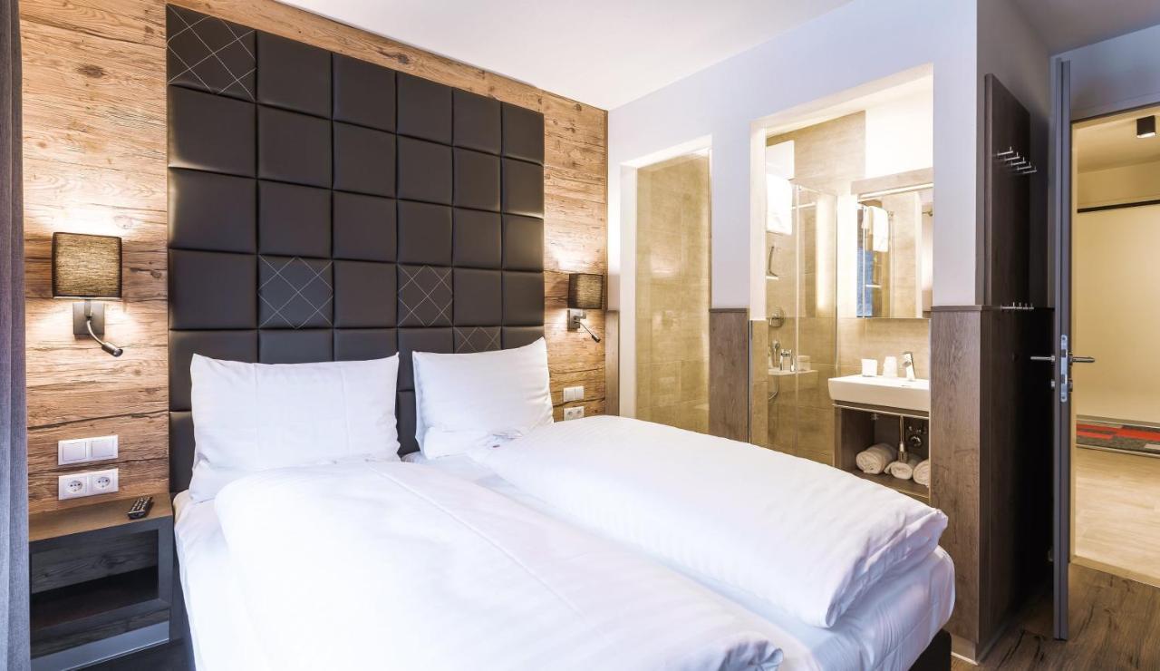 Avenida Mountain Aparthotel 4*