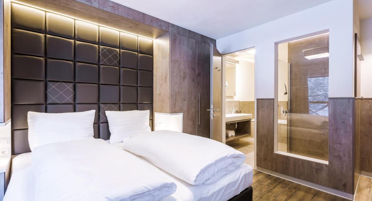 Avenida Mountain Apartahotel 4*